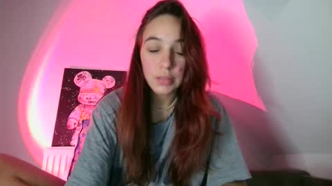 Snapshot of ms_sophiee chatting on 10/08/25, 06:16 ms_sophiee online show from 10/08/25, 06:16