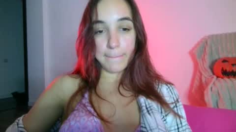 Snapshot of ms_sophiee chatting on 11/02/25, 11:18 ms_sophiee online show from 11/02/25, 11:18