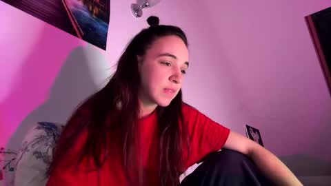 ms_sophiee online show from 02/26/26, 06:40