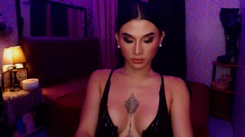 Snapshot of msasianbigcockts chatting on 12/10/24, 09:33 Thea online show from 12/10/24, 09:33