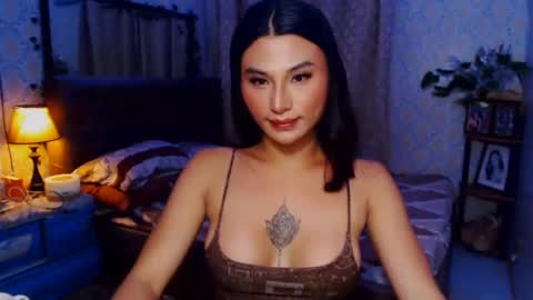 Snapshot of msasianbigcockts chatting on 01/21/25, 10:19 Thea online show from 01/21/25, 10:19