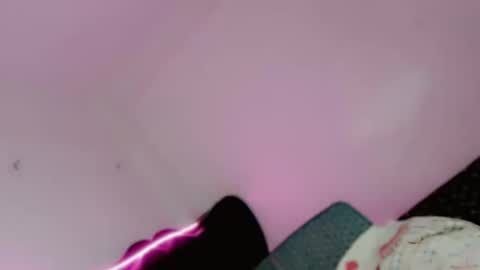 mscherry_ online show from 03/27/26, 08:37