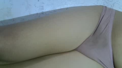 Snapshot of mscumshotter chatting on 01/25/25, 08:21 mscumshotter online show from 01/25/25, 08:21