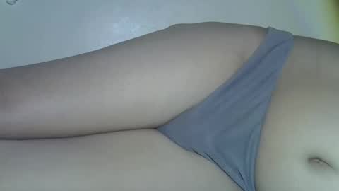 Snapshot of mscumshotter chatting on 09/19/25, 03:56 mscumshotter online show from 09/19/25, 03:56