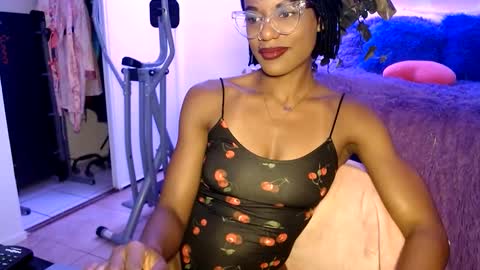 Snapshot of msemonibrown chatting on 05/11/26, 04:29 CocoSage online show from 05/11/26, 04:29