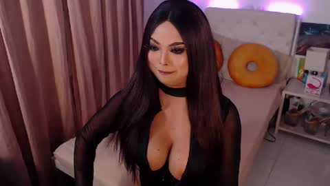 MSGOLDENCUM online show from 01/31/25, 09:27