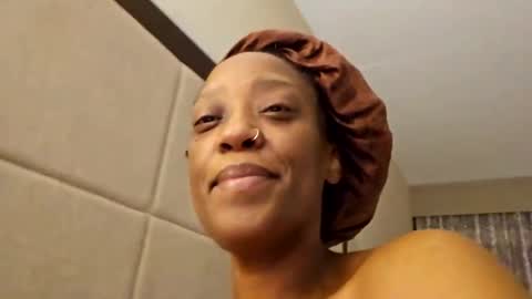 msmechocolate online show from 12/05/24, 03:15