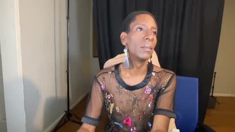 Merlin Mystique online show from 12/16/25, 11:43