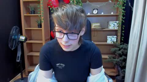 Snapshot of msrkestvel chatting on 03/06/25, 04:28 msrkestvel online show from 03/06/25, 04:28