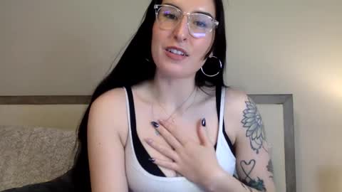 Snapshot of msrubyhayes chatting on 12/09/24, 06:46 Ruby online show from 12/09/24, 06:46