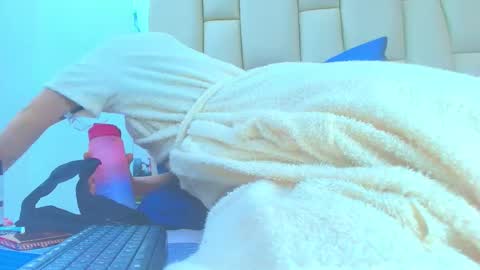 Snapshot of mss_mar chatting on 10/22/25, 03:07 FERNANDA 3 online show from 10/22/25, 03:07