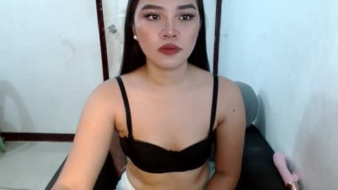 Olivia online show from 03/18/26, 08:45