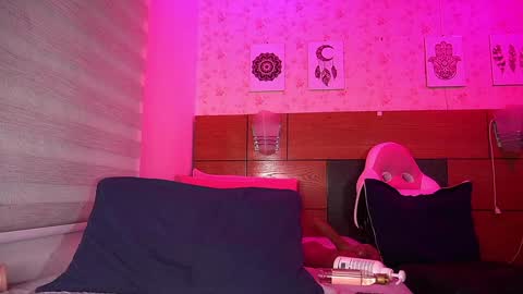 Snapshot of mssburbuja chatting on 01/31/25, 06:13 Manuela online show from 01/31/25, 06:13