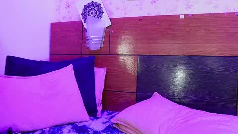 Snapshot of mssburbuja chatting on 02/21/25, 09:24 Manuela online show from 02/21/25, 09:24