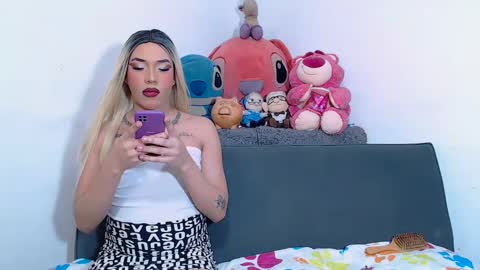 Snapshot of msspenelopedick chatting on 12/08/24, 04:25 Aaron And Alex online show from 12/08/24, 04:25