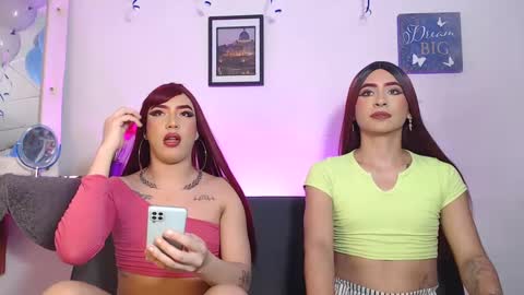 Snapshot of msspenelopedick chatting on 12/19/24, 01:18 Aaron And Alex online show from 12/19/24, 01:18