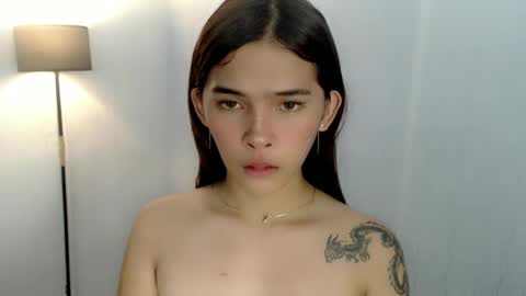 Snapshot of mstefany chatting on 12/24/24, 01:17 tefany online show from 12/24/24, 01:17