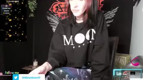 Snapshot of msvioletx chatting on 11/03/25, 08:43 MsVioletx online show from 11/03/25, 08:43