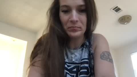 Snapshot of mswhoknows chatting on 02/15/26, 10:28 Tara Jane online show from 02/15/26, 10:28