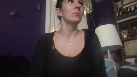 Snapshot of mswhoknows chatting on 02/21/26, 07:48 Tara Jane online show from 02/21/26, 07:48