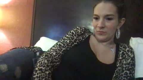 Snapshot of mswhoknows chatting on 02/25/26, 12:26 Tara Jane online show from 02/25/26, 12:26