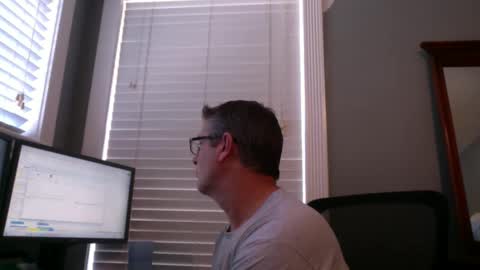 Snapshot of mtbrdr76 chatting on 05/22/26, 06:57 Fun time Daddy online show from 05/22/26, 06:57