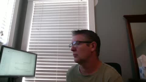Snapshot of mtbrdr76 chatting on 06/01/26, 05:58 Fun time Daddy online show from 06/01/26, 05:58