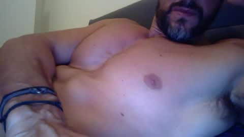 Snapshot of mtmaxtraining chatting on 06/20/26, 11:51 mtmaxtraining online show from 06/20/26, 11:51