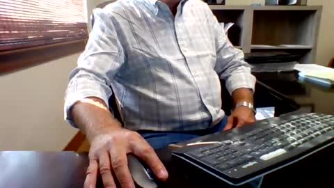 Snapshot of mttoker chatting on 08/06/26, 04:31 mttoker online show from 08/06/26, 04:31