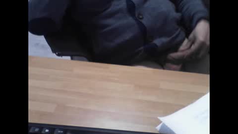 Snapshot of mtwpaul chatting on 01/06/25, 05:38 mtwpaul online show from 01/06/25, 05:38