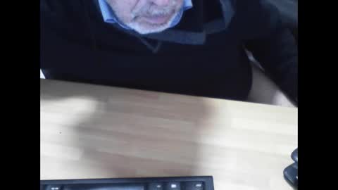 Snapshot of mtwpaul chatting on 01/27/25, 09:44 mtwpaul online show from 01/27/25, 09:44