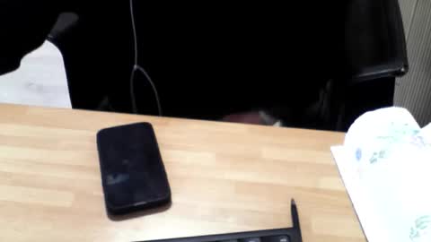 Snapshot of mtwpaul chatting on 11/10/25, 09:08 mtwpaul online show from 11/10/25, 09:08