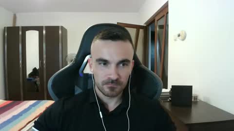 Victor online show from 09/25/25, 03:16