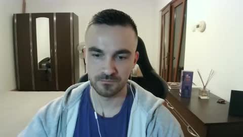 Victor online show from 04/03/26, 07:01