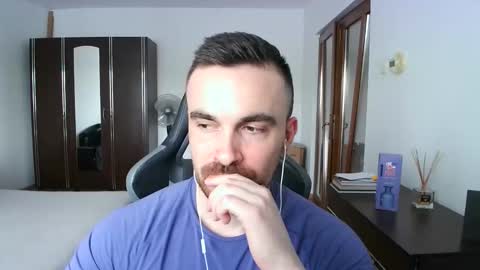 Victor online show from 04/19/26, 01:32