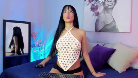 muaan  online show from 04/18/26, 02:32