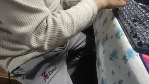 zenon online show from 09/19/25, 02:46