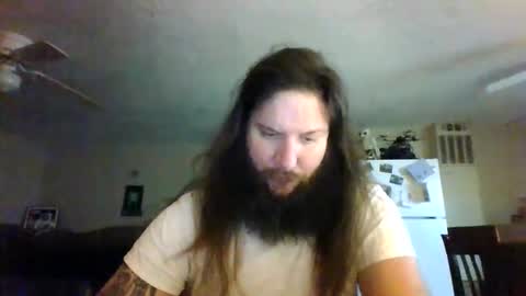 Snapshot of mudge chatting on 02/02/25, 03:54 Mudge online show from 02/02/25, 03:54