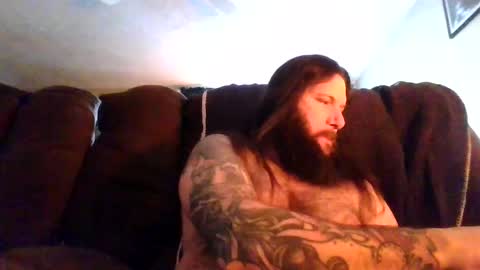 Snapshot of mudge chatting on 02/25/25, 12:45 Mudge online show from 02/25/25, 12:45