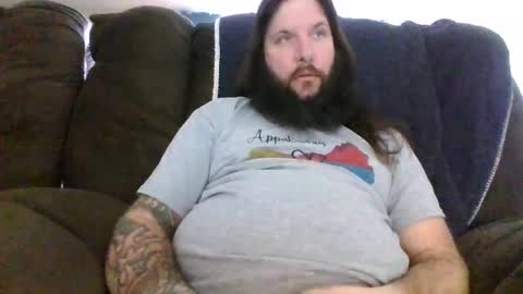 Snapshot of mudge chatting on 02/25/25, 08:51 Mudge online show from 02/25/25, 08:51