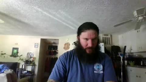 Snapshot of mudge chatting on 06/26/26, 06:56 Mudge online show from 06/26/26, 06:56