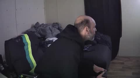 Muffdiver online show from 02/06/26, 02:38