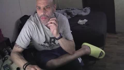 Muffdiver online show from 03/13/26, 04:52