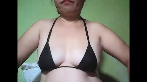 muffy_bunny online show from 06/06/26, 01:32