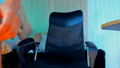 muichiro tokito1 online show from 02/04/25, 06:14