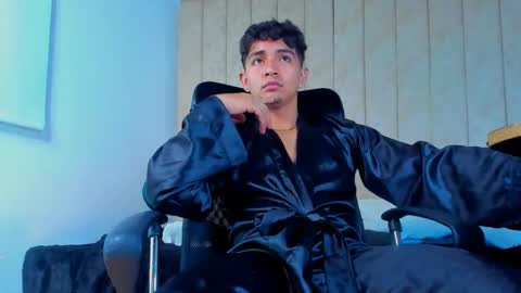 muichiro tokito1 online show from 02/15/25, 07:27