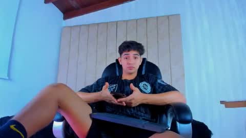 muichiro tokito1 online show from 03/07/25, 04:13