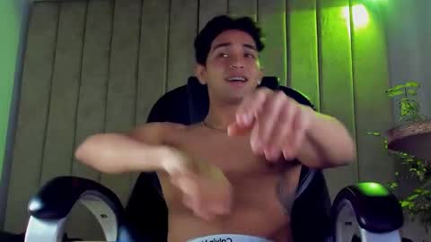 muichiro tokito1 online show from 11/18/25, 04:50