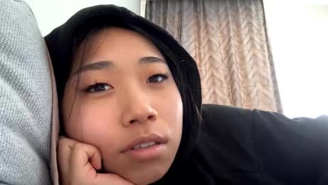 Mia online show from 03/20/26, 03:44