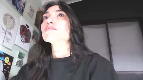 JESSICA online show from 04/17/26, 12:19